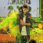 justin_bieber_e_bombardeado_por_gosma_verde_em_premiacao_