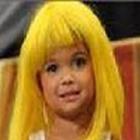 mae_veste_filha_de_tres_anos_como_prostituta_para_concurso_de_beleza