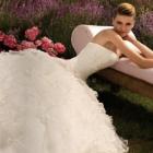 Conheça os vestidos de noiva La Sposa!