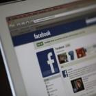 usar_facebook_no_trabalho_deixa_funcionario_mais_feliz_