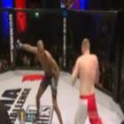 clone_de_anderson_silva_humilha_adversario_antes_de_nocautealo