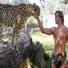 britanico_larga_emprego_e_vai_viver_na_selva_como_tarzan