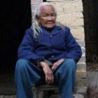 chinesa_de_95_anos_aterroriza_vila_ao_se_levantar_6_dias_apos_morrer