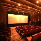 como_transformar_sua_sala_em_uma_sala_de_cinema
