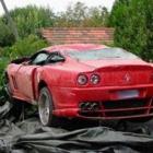 supercarros_no_ferro_velho_e_de_dar_pena