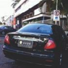 carro_de_senador_em_vaga_para_cadeirante