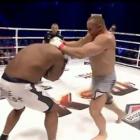 luta_de_gigantes_264kg_no_ringue_polones_faz_bob_sapp_de_saco_de_pancadas