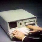 O primeiro computador portátil do mercado