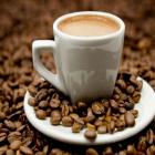 Consumir grãos de café verde pode ajudar a emagrecer