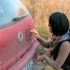 um_carro_sujo_uma_otima_oportunidade_para_fazer_arte