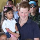 principe_harry_visita_complexo_do_alemao