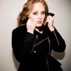 Adele retorna aos palcos