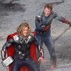 Thor e Capitão América juntos no set de Os Vingadores