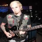 conheca_o_guitarrista_que_se_julga_a_pessoa_mais_infeliz_do_mundo