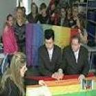 primeiro_casamento_civil_gay_do_brasil_e_realizado_em_sao_paulo