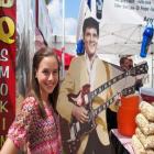 No aniversário da morte de Elvis Presley fãs invadem Graceland