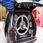 sao_subwoofers_ou_uma_fragmentadora_de_papel