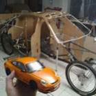artista_faz_replica_de_porsche_911_com_bicicleta