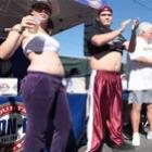 garota_desafia_homens_em_concurso_barriga_de_cerveja
