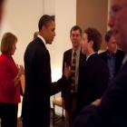 Obama se reúne com Zuckerberg e Steve Jobs.