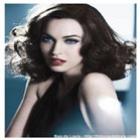 megan_fox_deslumbrante_em_ensaio_para_o_natal_2011_da_armani_