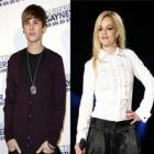 britney_spears_e_justin_bieber_lancam_musica_pra_ajudar_vitimas_do_japao