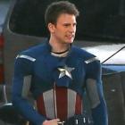 chris_evans_e_explosao_em_fotos_do_set_de_os_vingadores