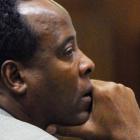 fas_de_michael_jackson_comemoram_sentenca_de_conrad_murray