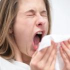 Faz mal segurar espirro? 