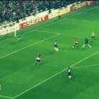 espanhol_lembra_bons_tempos_de_fenomeno_e_faz_o_quase_gol_do_ano