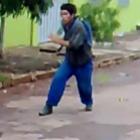 capoeirista_vai_cobrar_divida_e_desce_a_porrada