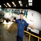 Iron Maiden: Bruce Dickinson abre empresa de manutenção de aviões