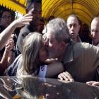 lula_safadinho_beija_militante_na_boca
