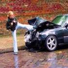 pare_os_carros_com_o_pe_na_faixa_