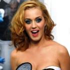 katy_perry_iguala_record_de_michael_jackson_na_billboard