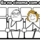 No cinema com a namorada