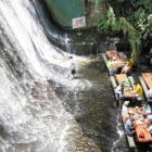 Restaurante na cachoeira