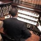 Tema de Superman no órgão da Igreja da Trindade, NY