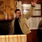 4_doses_de_vodka_+_vontade_de_fazer_merda_=_escada_rolante