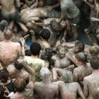 as_mais_bizarras_tradicoes_do_mundo_algumas_bem_\calientes\