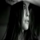 liv_tyler_soltando_a_voz_nessa_publicidade