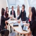 como_se_vestir_para_uma_reuniao_de_trabalho