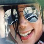 mecha_de_cabelo_de_michael_jackson_e_vendida_por_us$_108_mil_dolares