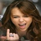 polemica_miley_cyrus_a_hannah_montana_vai_estrelar_e_produzir_filme_sobre_deus