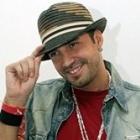 o_cantor_diz_nao_ser_gay_mas
