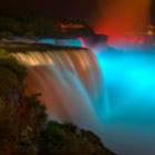 Cataratas do Niágara a noite