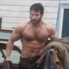 clark_kent_mendigando_no_set_de_superman_o_homem_de_aco