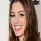 anne_hathaway_produzira_e_estrelara_filme_no_cinema