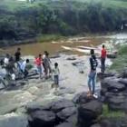 arrastados_cachoeira_abaixo_incrivel