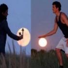 imagens_divertidas_brincando_com_a_lua